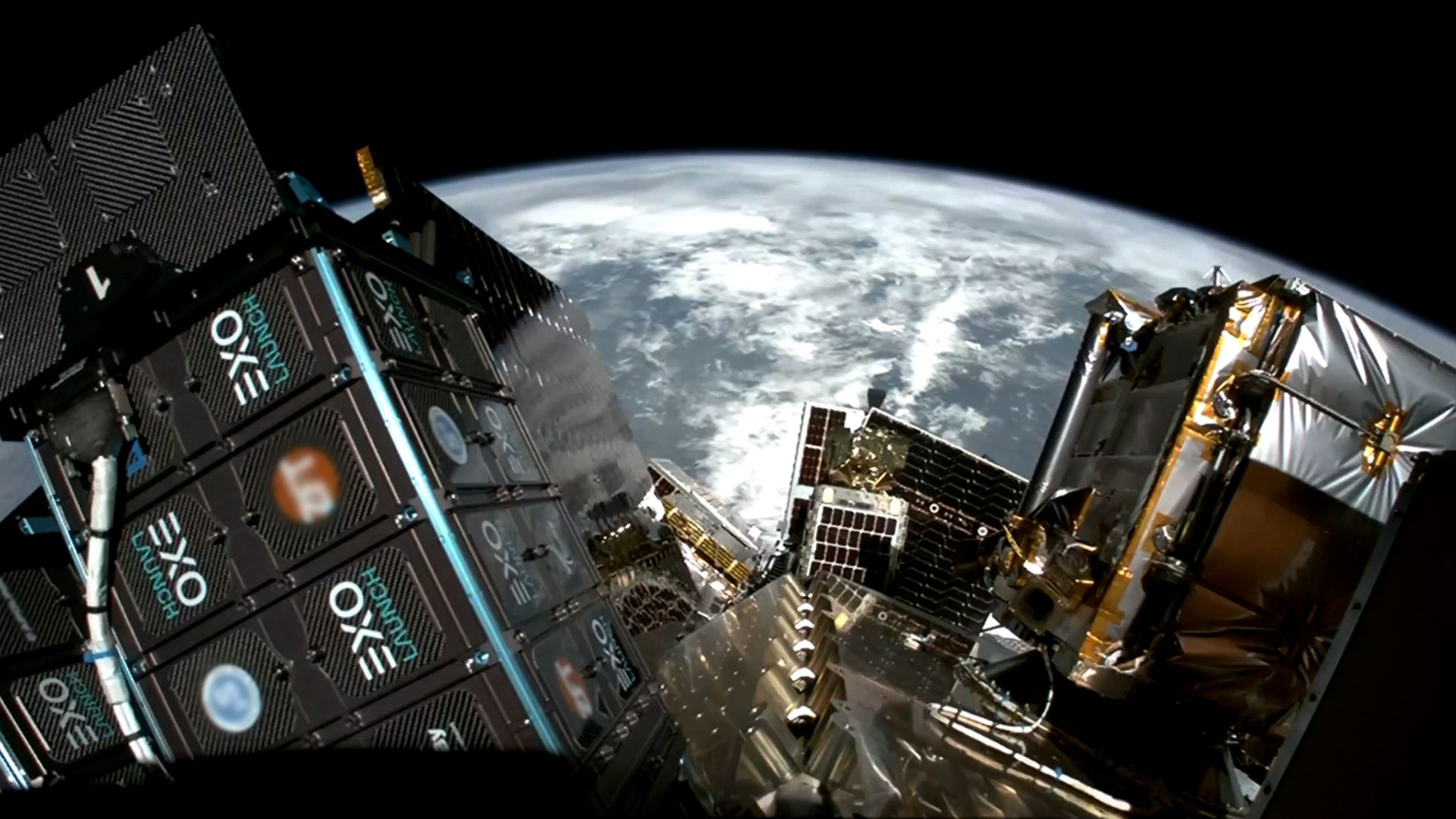 cosmos-satelit