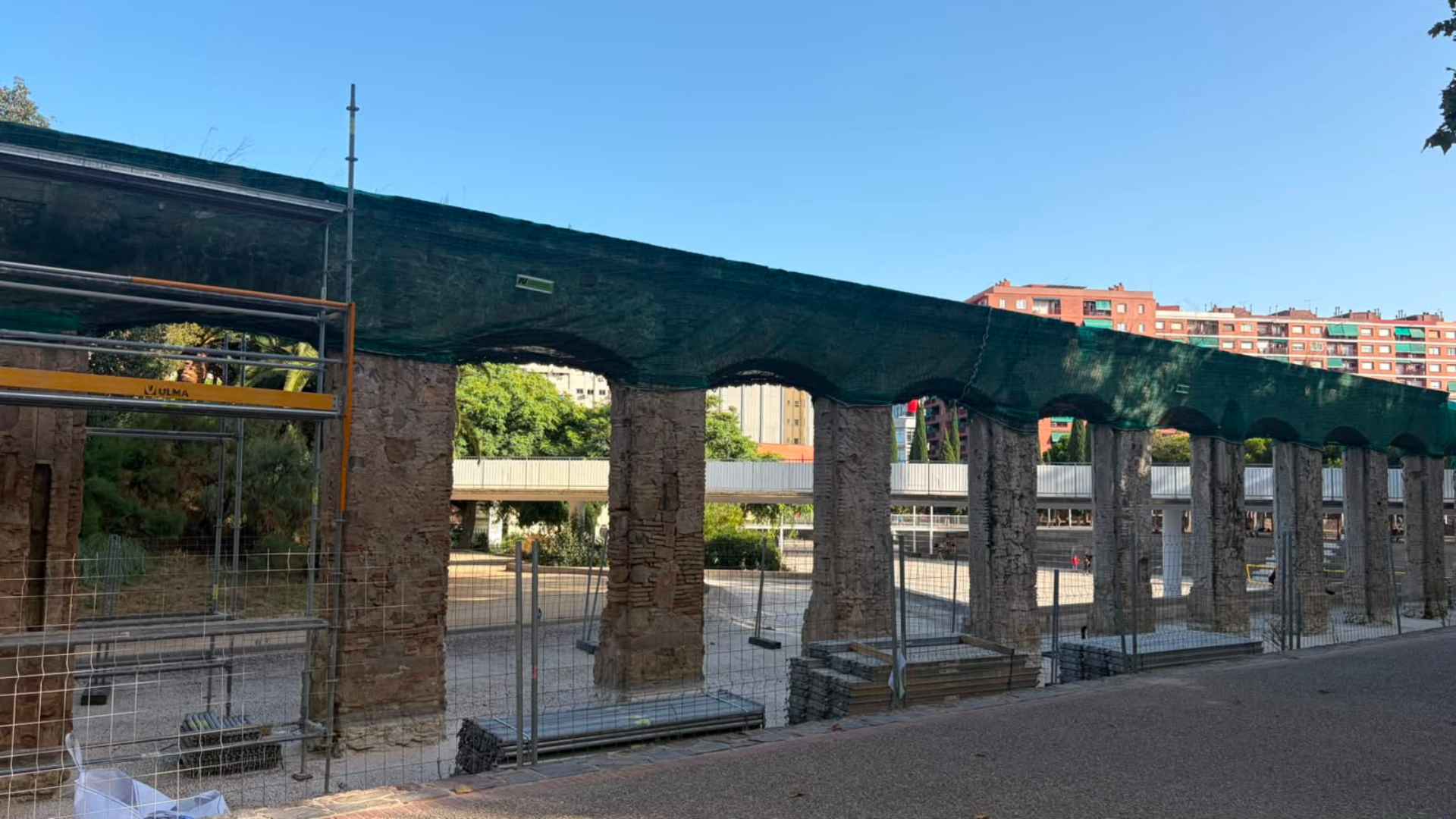 Façanes antics tallers de Renfe