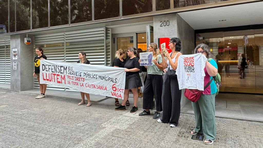 protesta serveis socials sara eixample