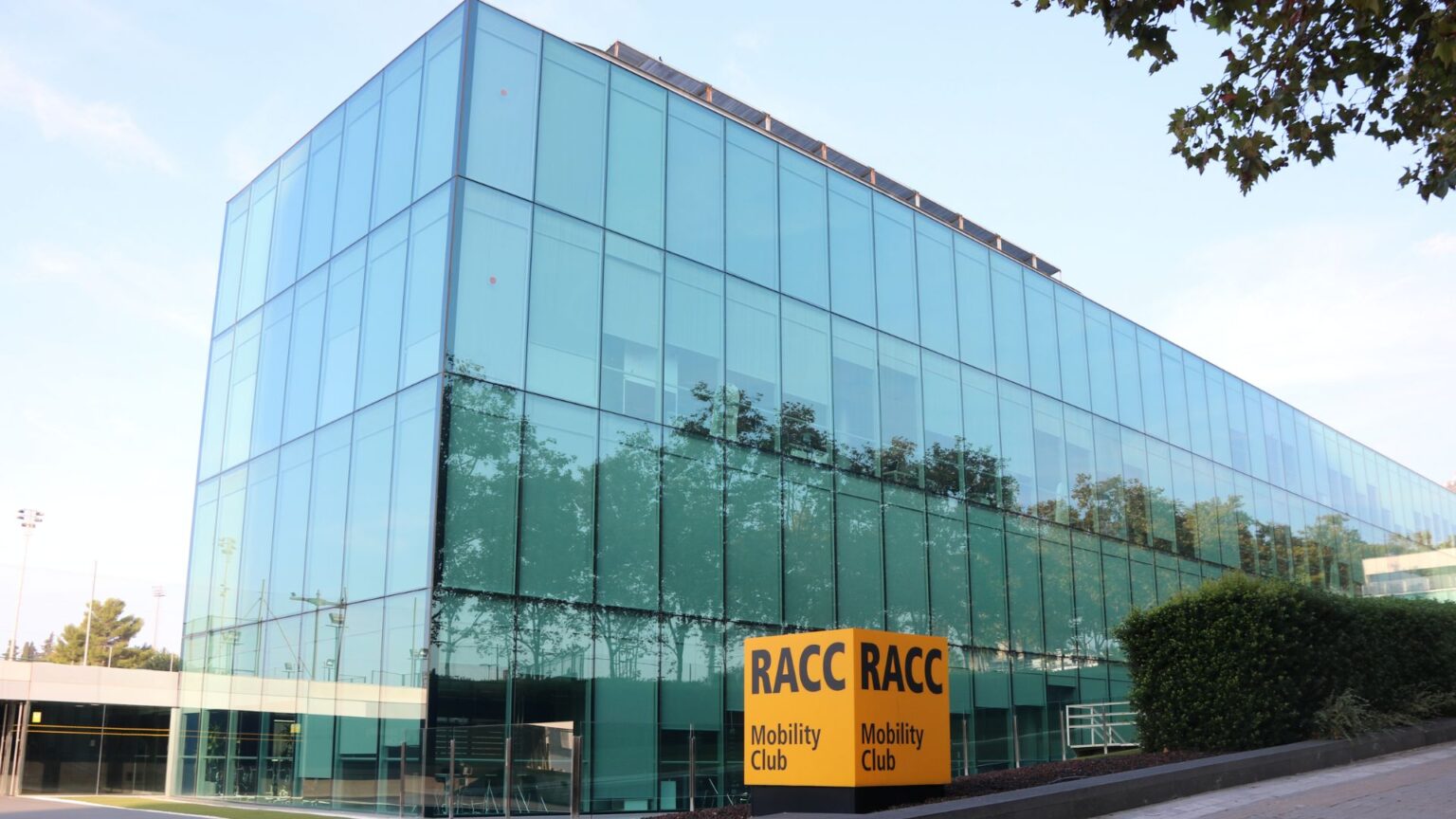 El govern comprarà la seu de RACC a la Diagonal per 75,5 milions d'euros